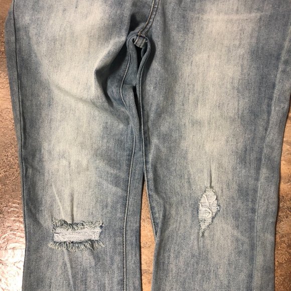 Signature by LEVI STRAUSS | flattering high-rise ankle skinny jeans raw hem - Picture 6 of 9